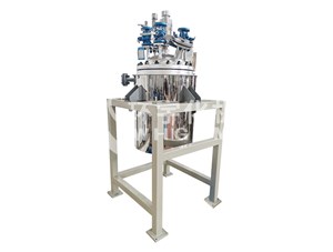 50L碳钢喷涂四氟外循环加热反应釜已完工发往淄博